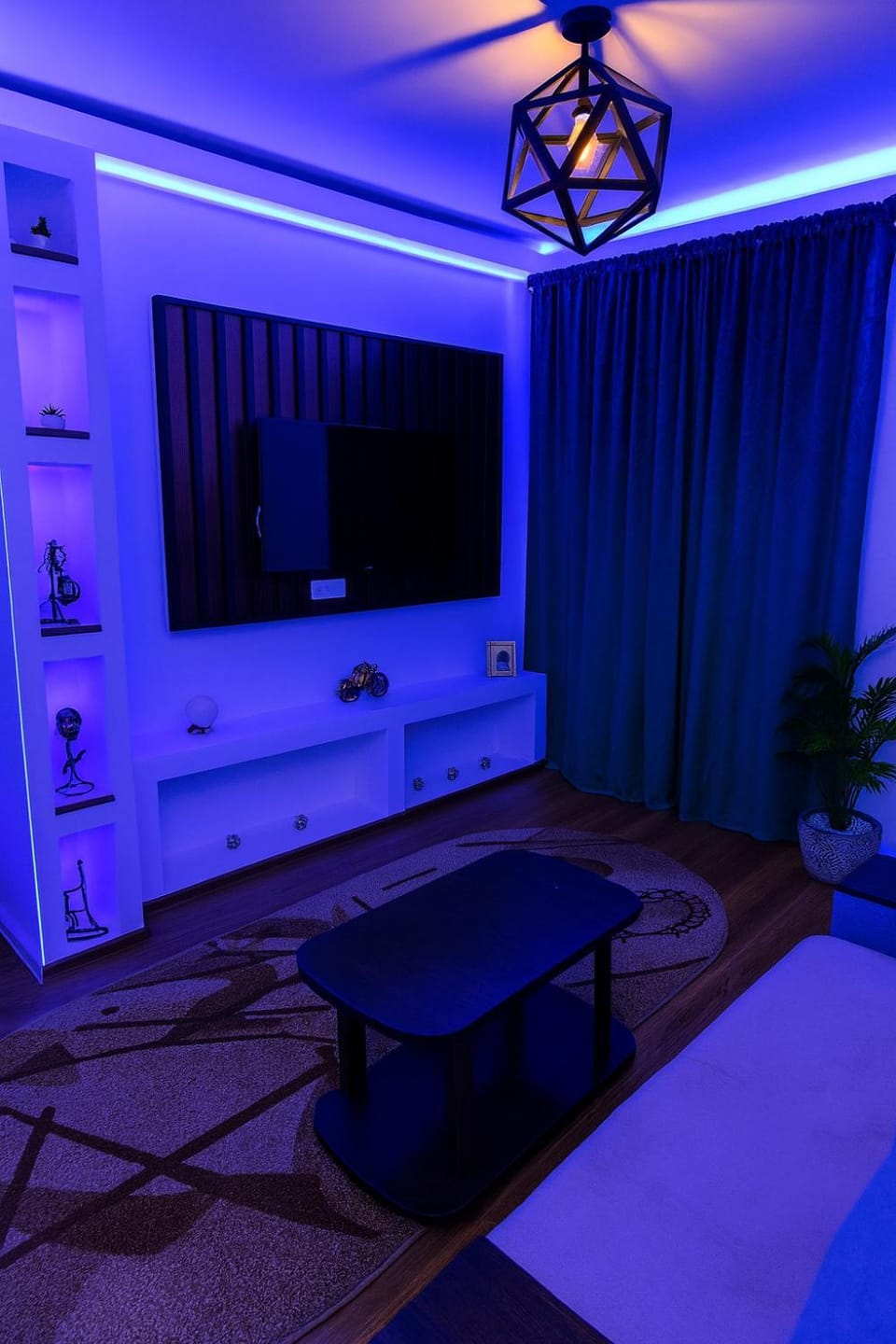 Communal lounge/ TV room, Living room, Evening entertainment