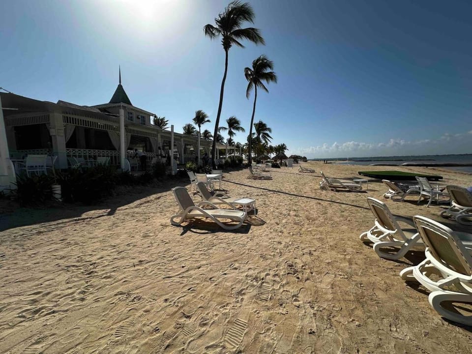 Nearby landmark, Day, Natural landscape, Beach, Sea view
