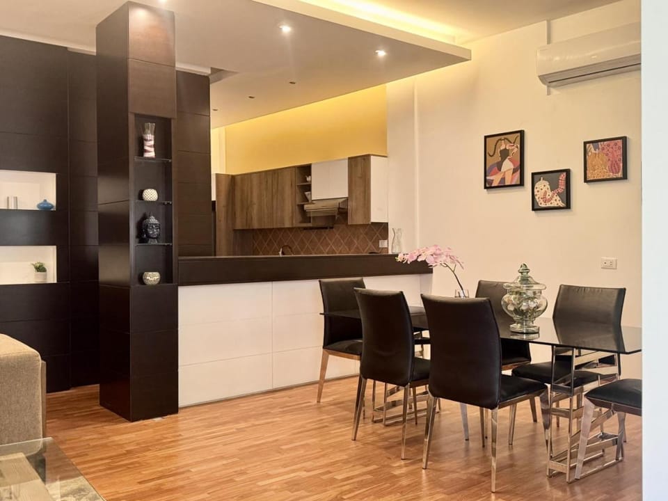 Haus 22, 2-BR in Gemmayze Apartment in Africa