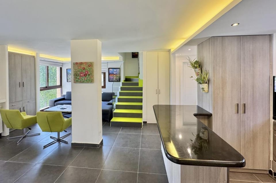 Amelia Duplex 3-BR in Faraya Apartment in Africa