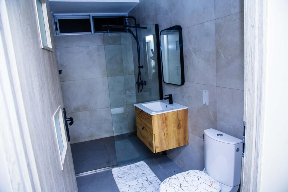 PLSA airport city 2bedroom Apartment in Accra