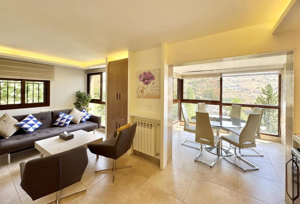 Capri - Duplex 3-BR in Faraya Apartment in Africa