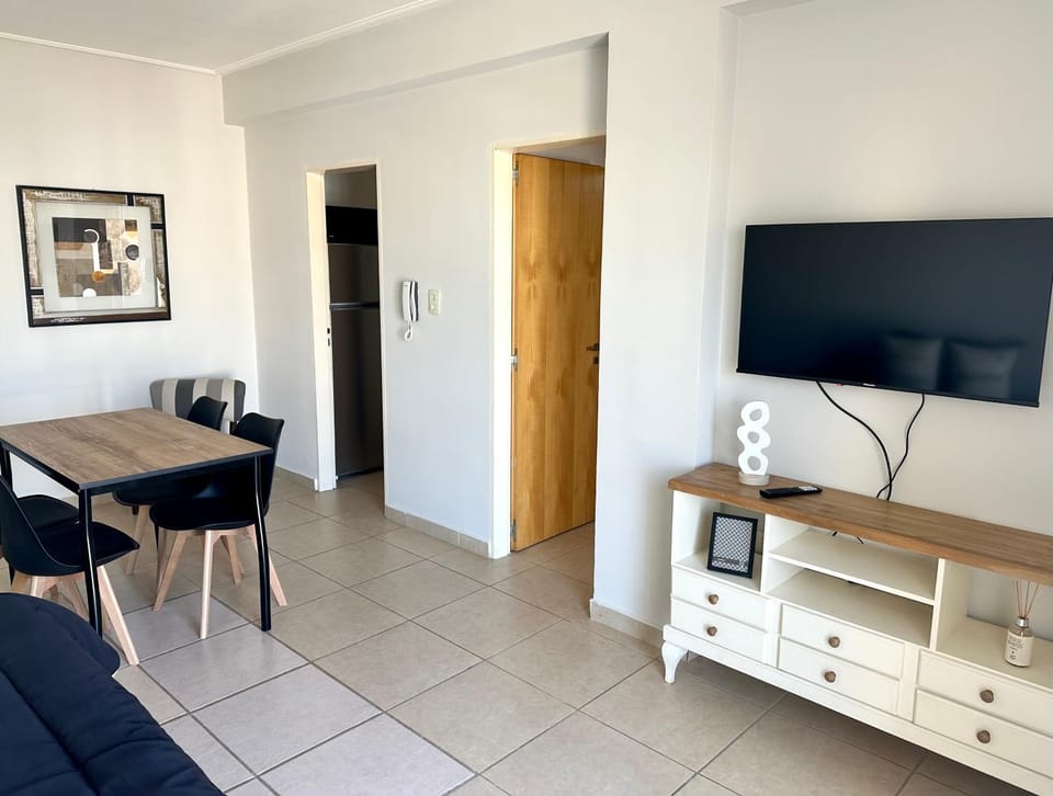 TV and multimedia, Living room, Dining area