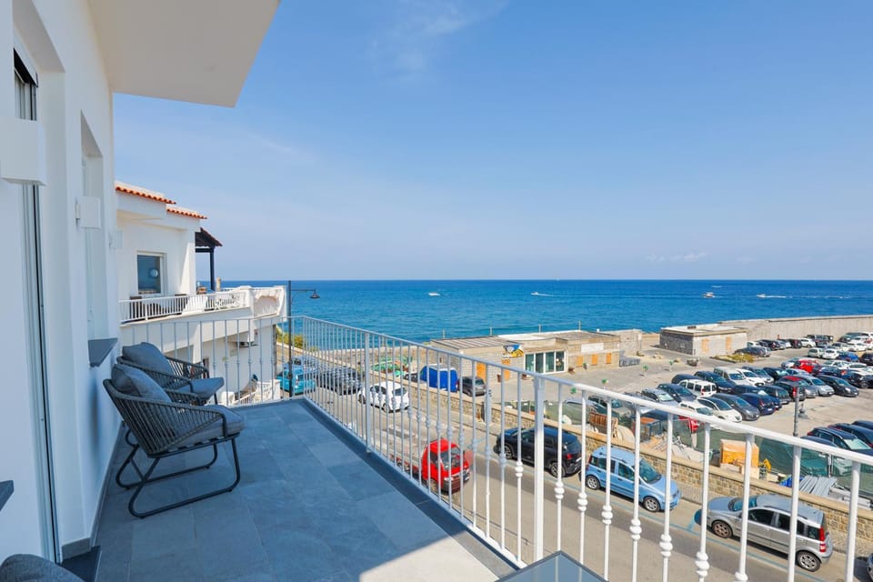 Day, Natural landscape, View (from property/room), Balcony/Terrace, Sea view