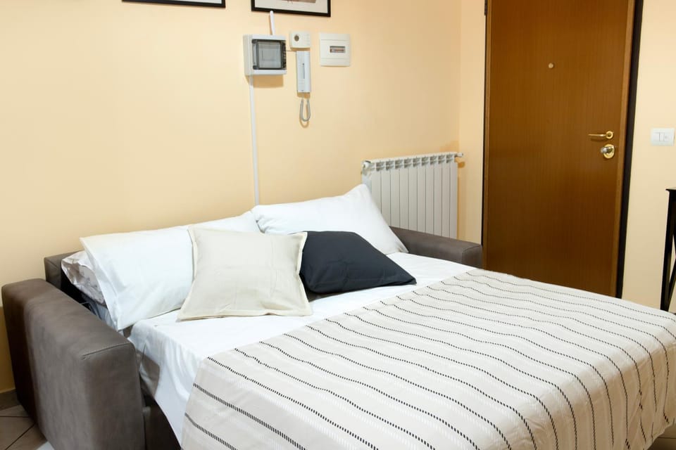 Bed, Photo of the whole room