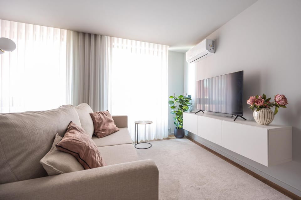 Modern Escape next to the Metro Station Apartment in Vila Nova de Gaia