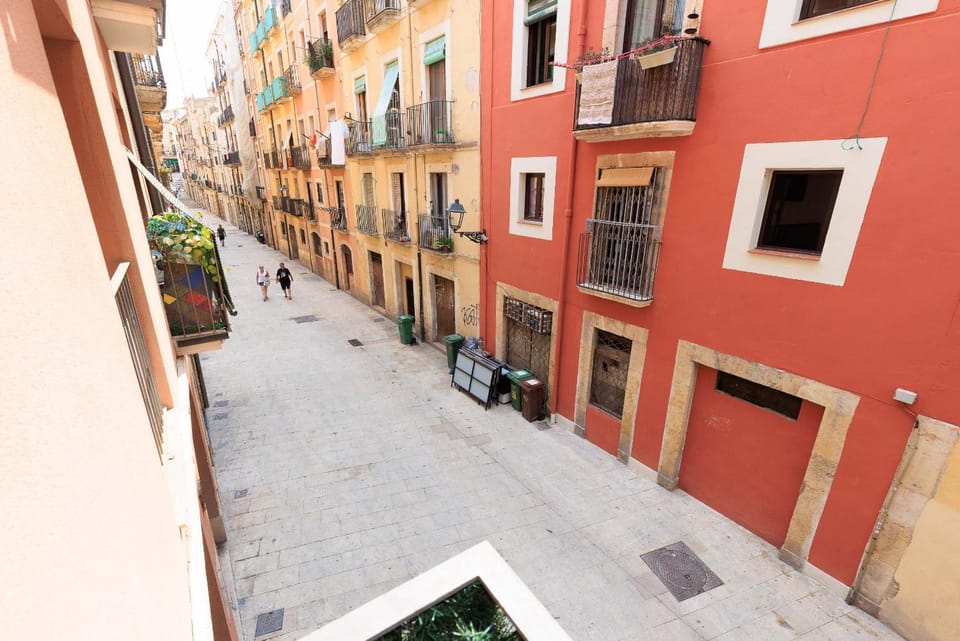 Loft Old Town - Unik Vacation Apartment in Tarragona