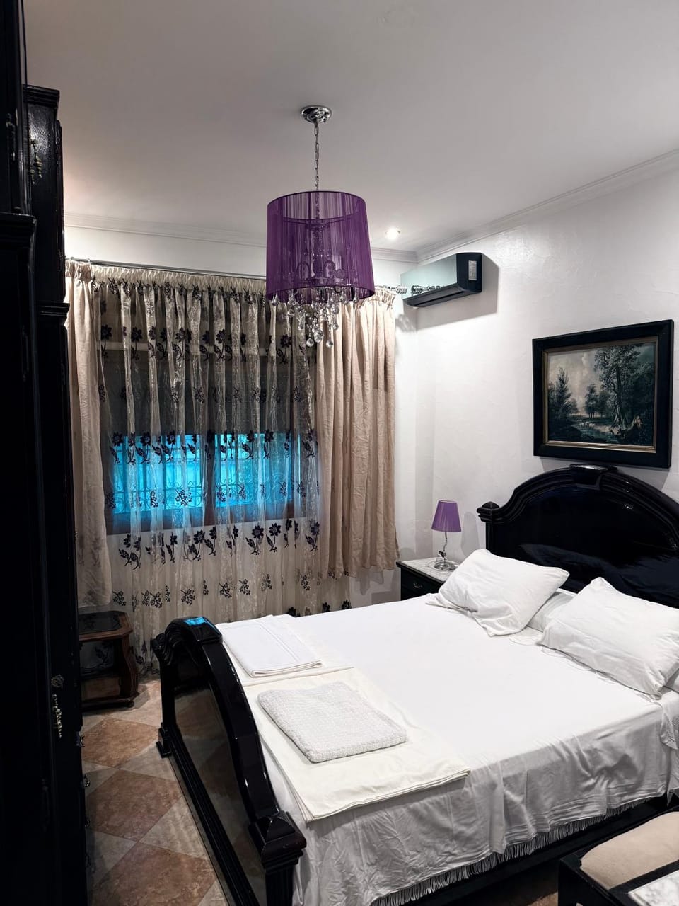 Bed, Bedroom, air conditioner