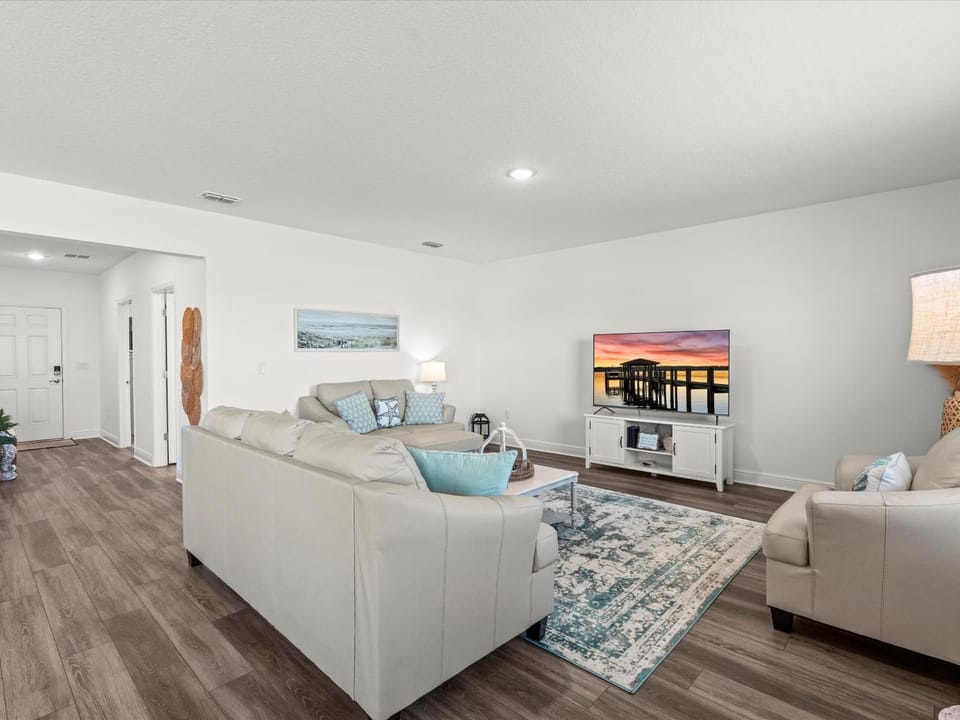 TV and multimedia, Living room, Seating area, furniture