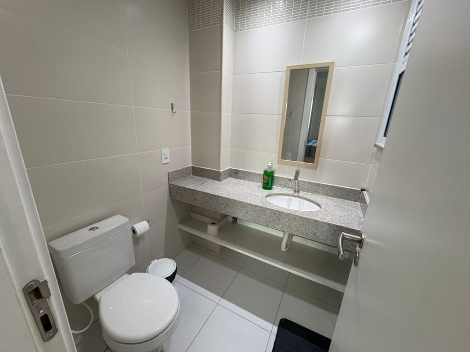 Shower, Bathroom, towels