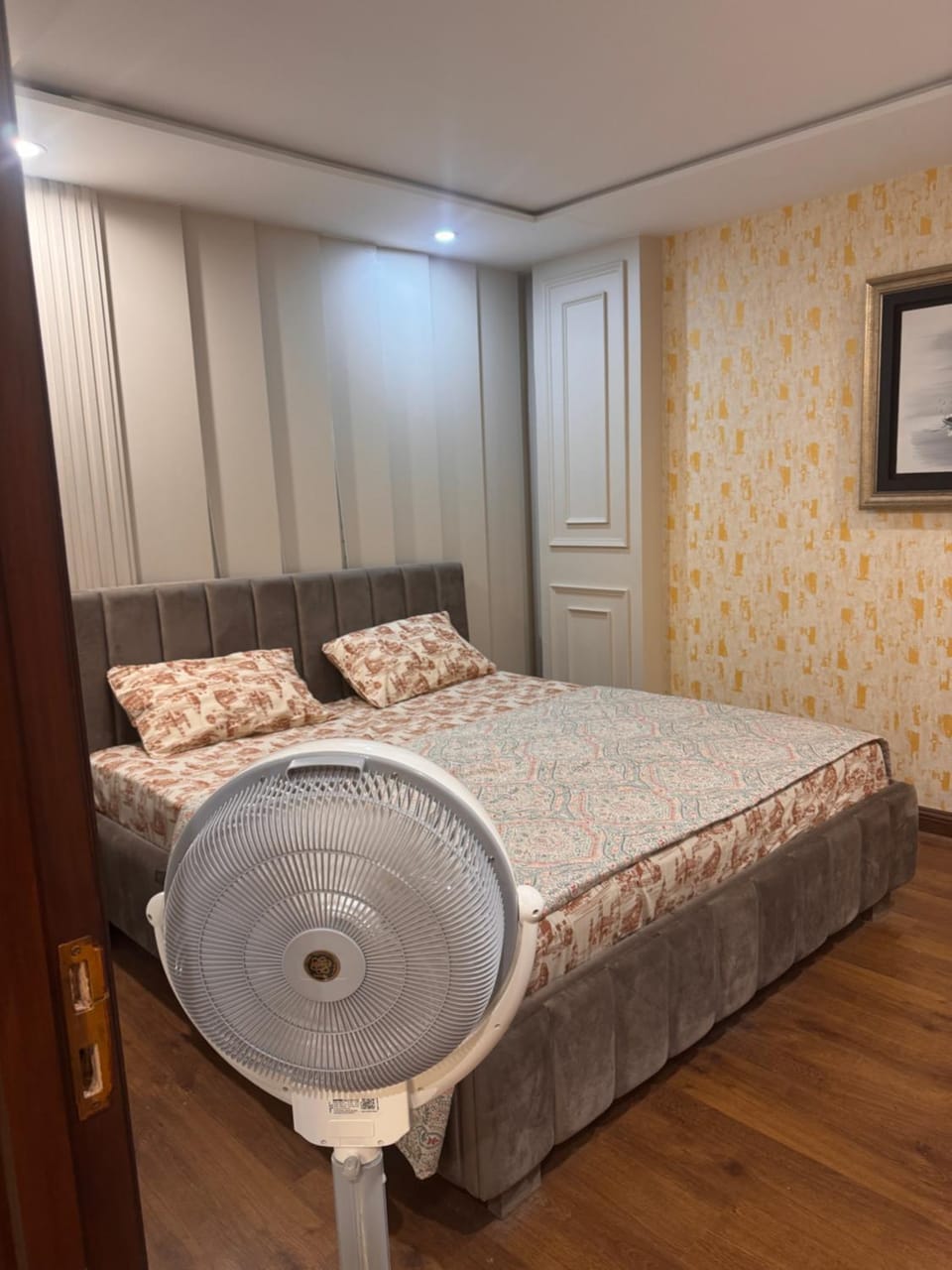 Cozy Gulberg Retreat Apartment in Islamabad