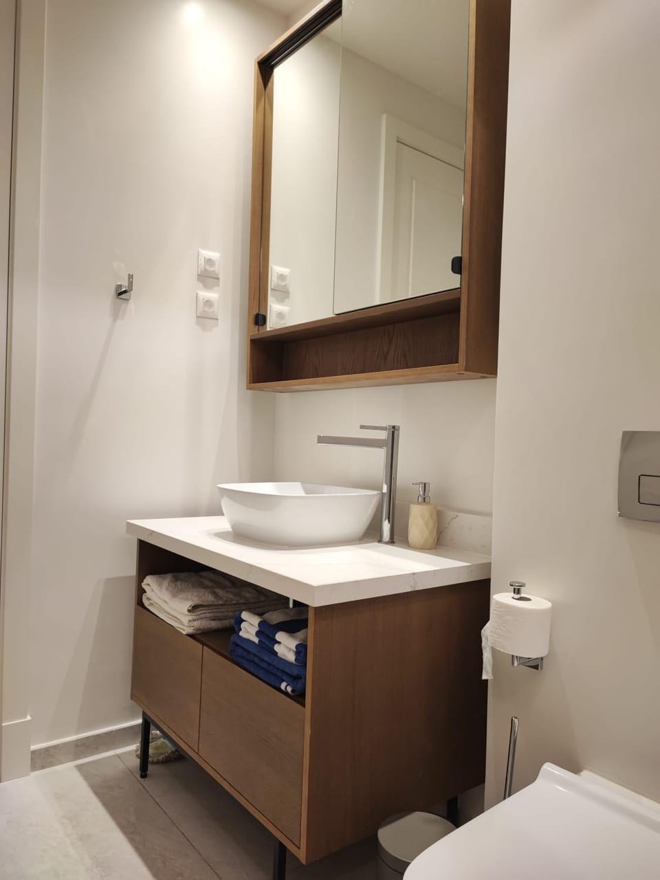 Unique Seaview Studio - Marina Village Apartment in Kotor Municipality