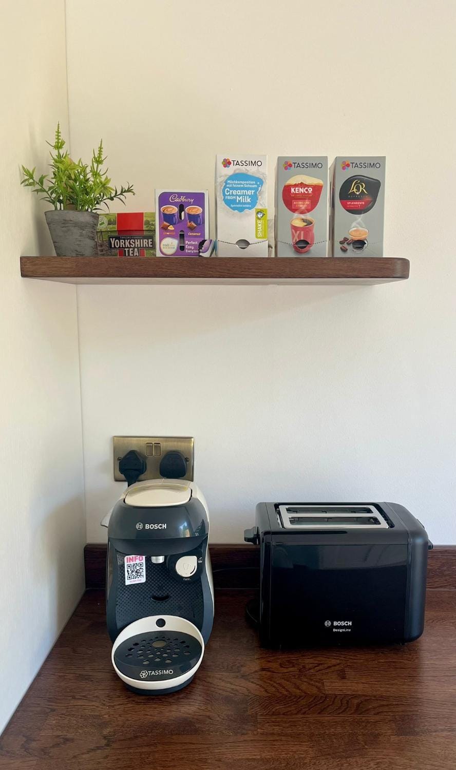 Coffee/tea facilities