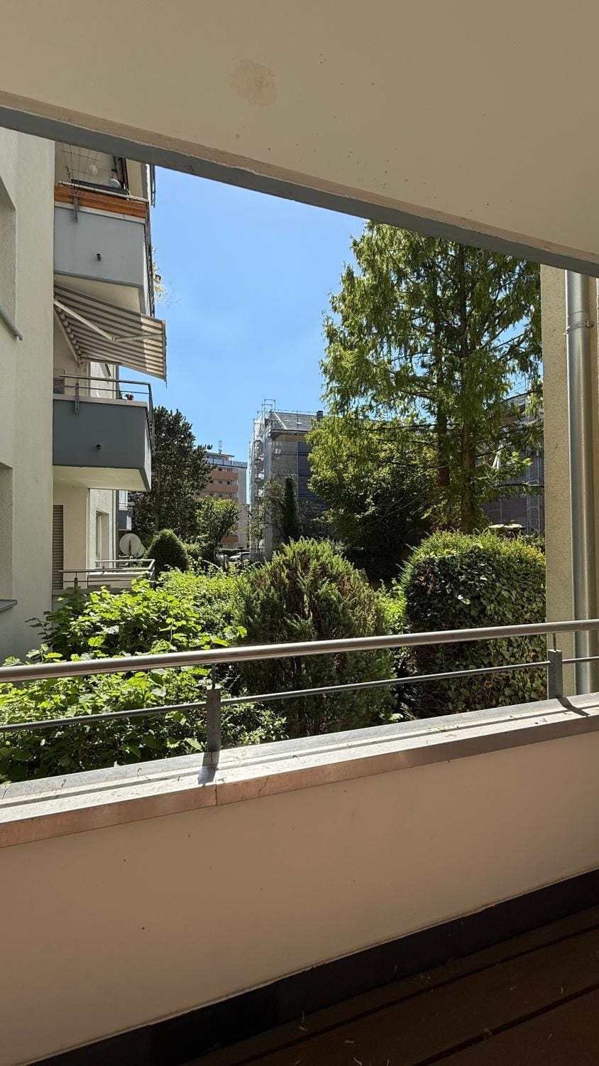Spring, Garden, Balcony/Terrace