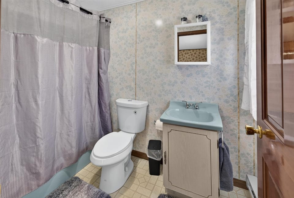 1-Bedroom, 1-Bath Getaway Apartment in Carbondale