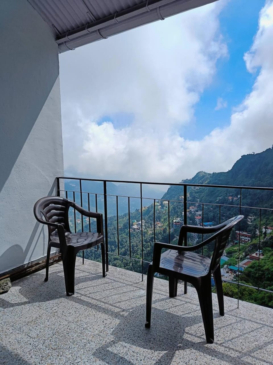 View (from property/room), Balcony/Terrace, Mountain view