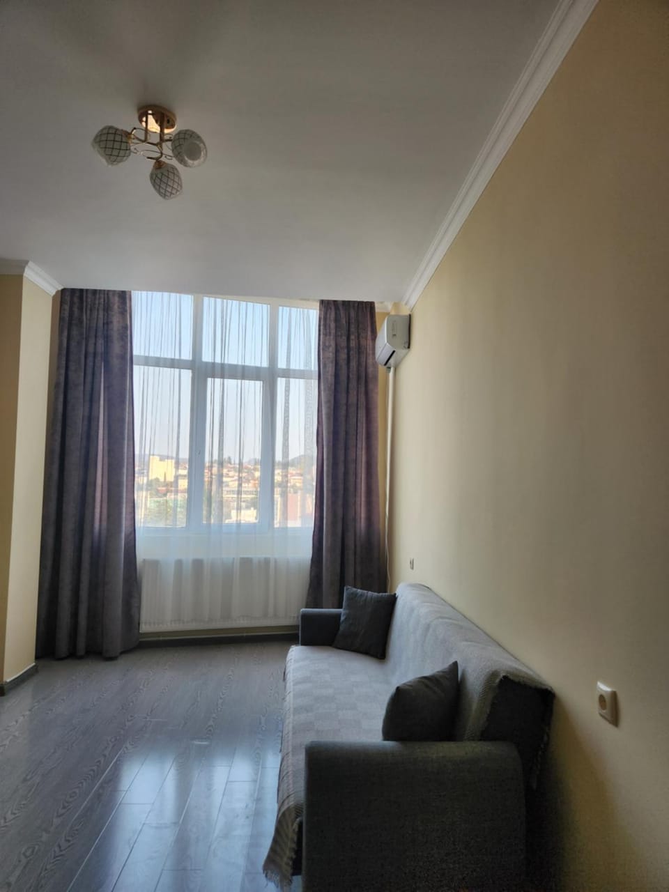 Living room, Photo of the whole room, Seating area