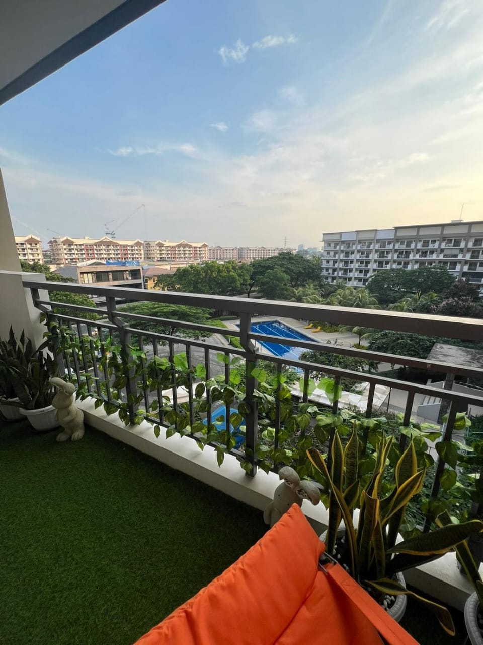 Mysuites2go 517 Lenden Hostel in Taguig