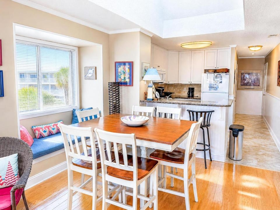 Tilghman Beach and Racquet Club 309 Apartment in North Myrtle Beach