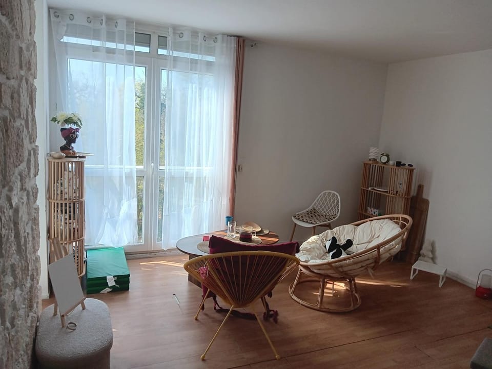 Olembe Garden Capsule hotel in Fontainebleau