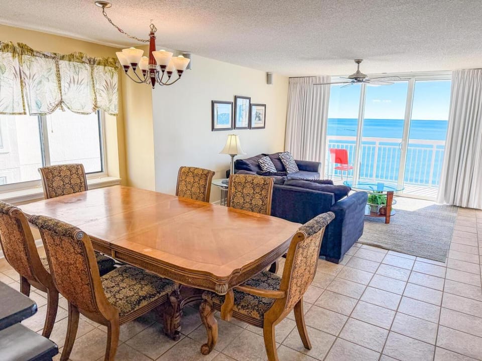 Living room, Seating area, Dining area, Sea view