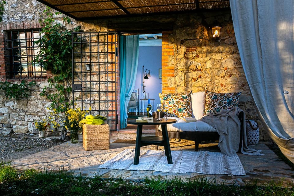 Patio, Spring, Seating area