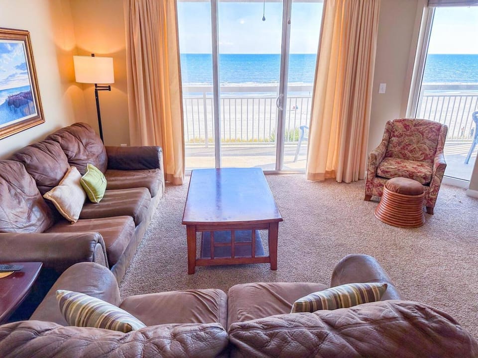 Natural landscape, Living room, Seating area, Sea view