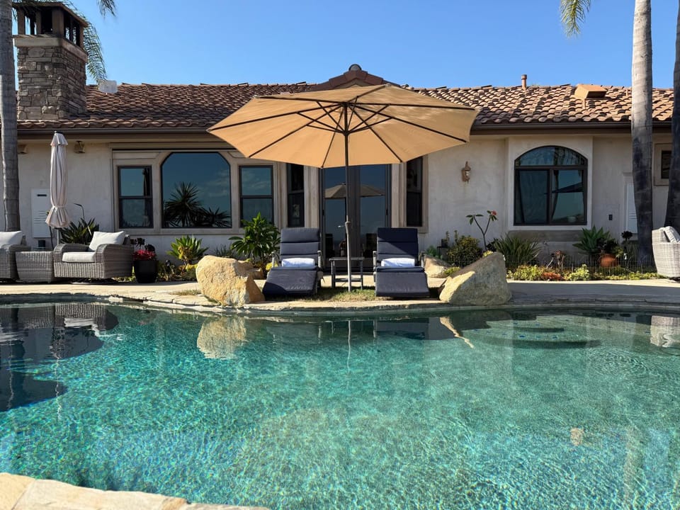 La Bella Vista Estate Villa in Fallbrook