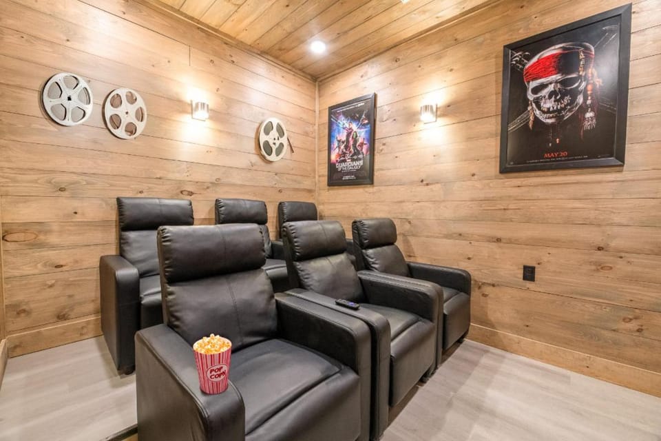 Hillside Horizon By Avada Properties House in Pigeon Forge