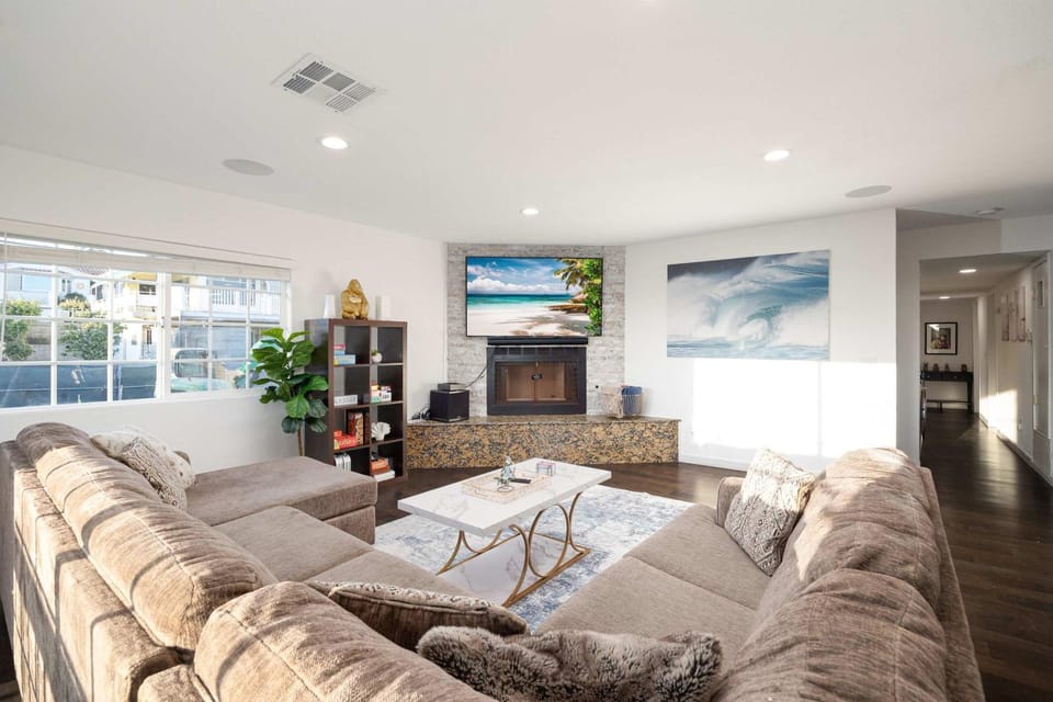 Ocean Views 2 Kitchen Living area Villa House in Pacific Beach