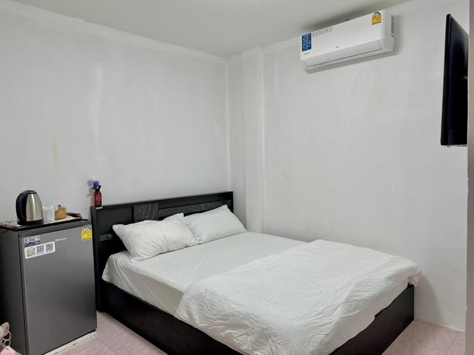 Baan alisa 13 Apartment in Bangkok
