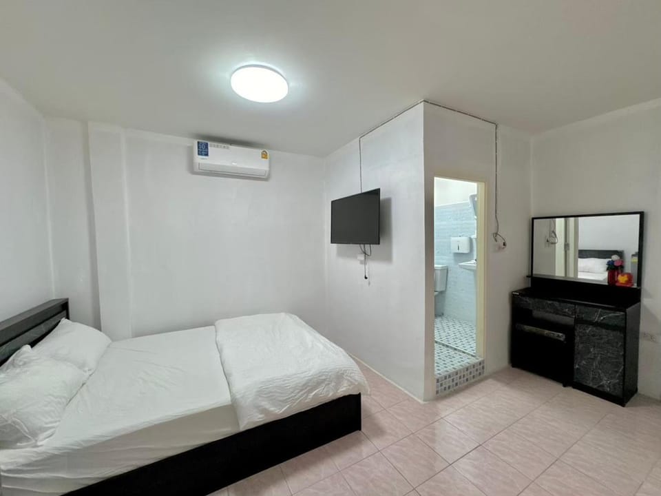 Baan alisa 13 Apartment in Bangkok