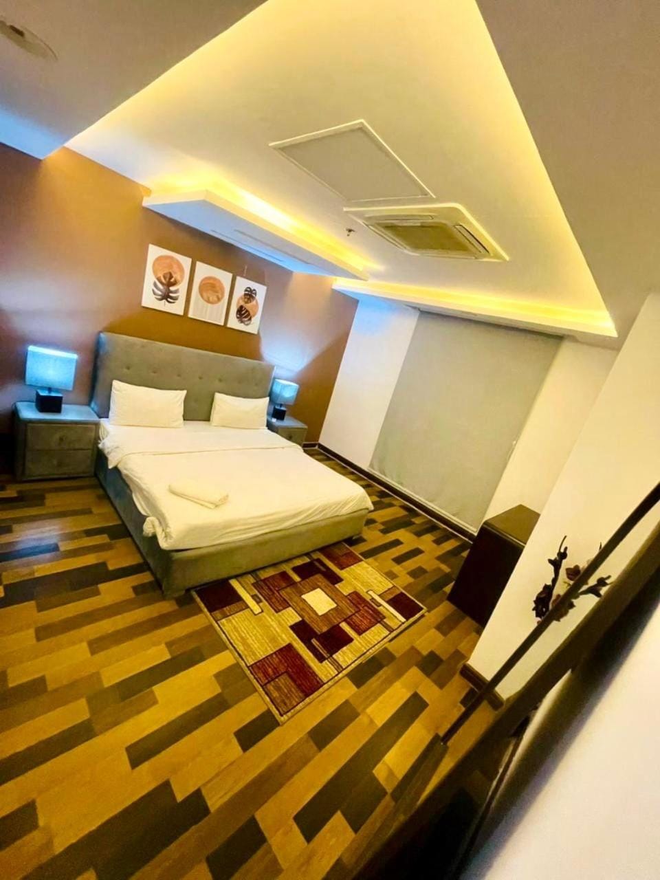 Goldcrest Elegant 3 Bed Apartment Apartment in Lahore