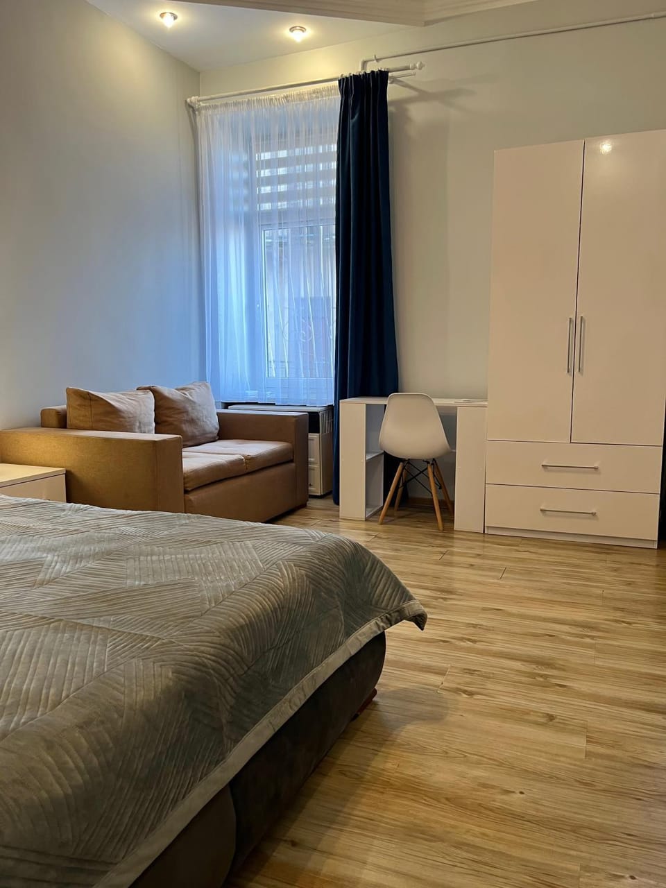 Під Дубом 10, біля ТЦ Форум Apartment in Lviv