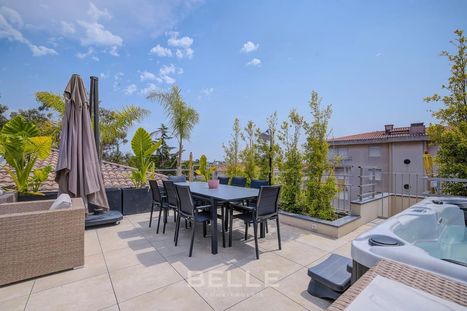 Appartement jacuzzi Apartment in Antibes