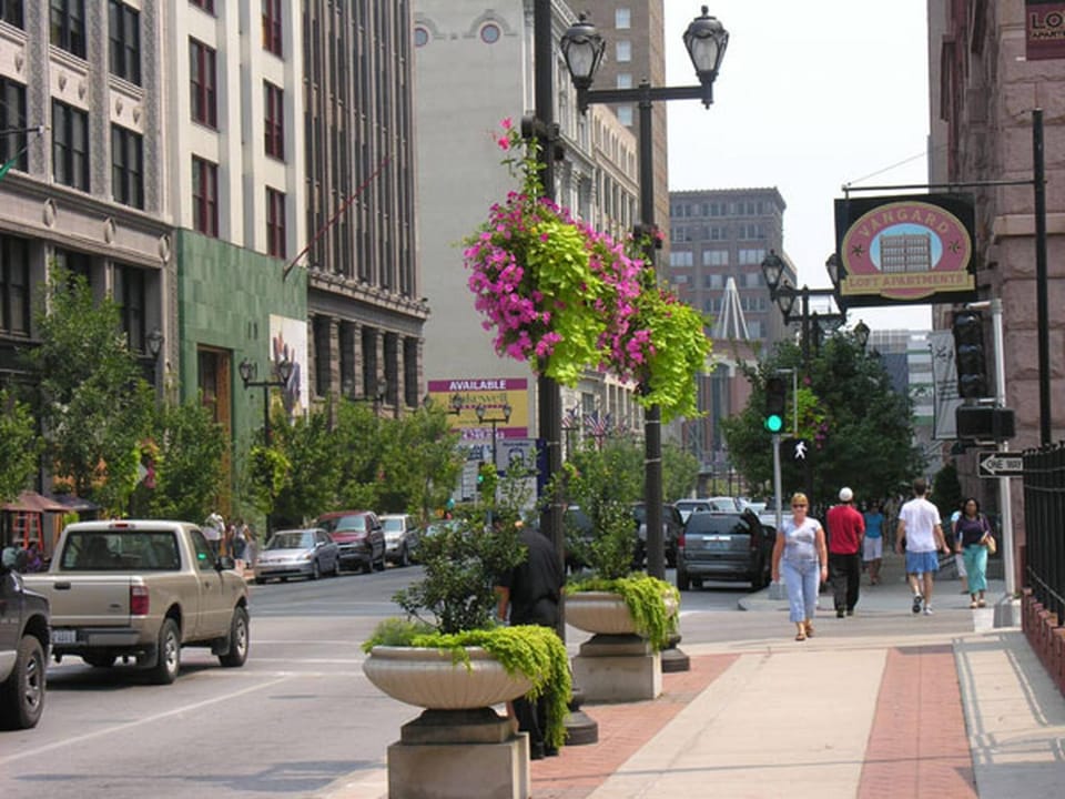 Nearby landmark, Neighbourhood, Street view, Location