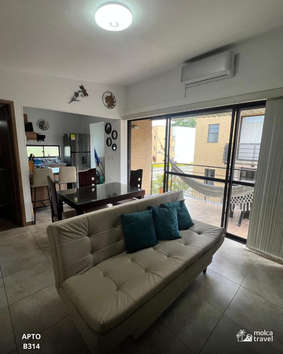 Apartamento de Vacaciones con Piscinas y Jacuzzi - Perfecta para Grupos - By Molca Travel Apartment in Quindio, Colombia