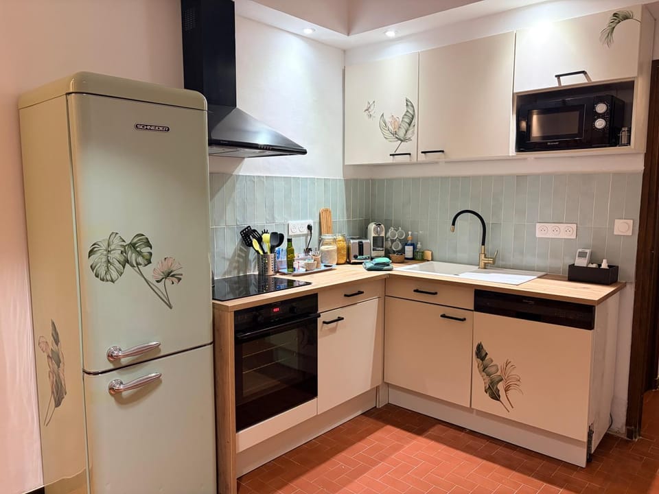 Le Beau Secret Apartment in Le Beausset