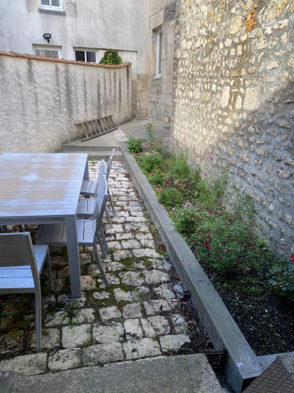 Chambres centre ville Chateauneuf Apartment in Nouvelle-Aquitaine