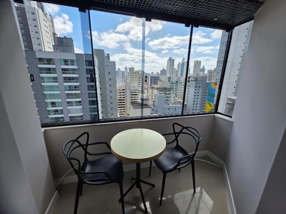 Day, View (from property/room), Seating area, City view