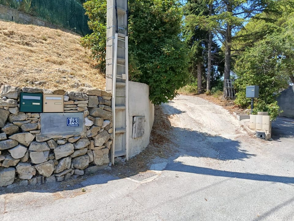 Studio Jasmin Apartment in Le Beausset
