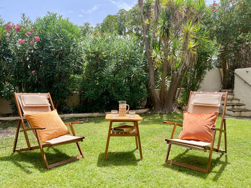 Seating area, Garden view