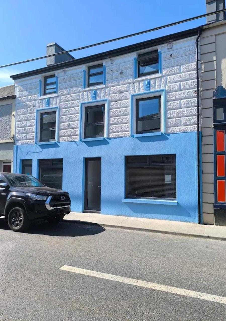 Property building, Street view