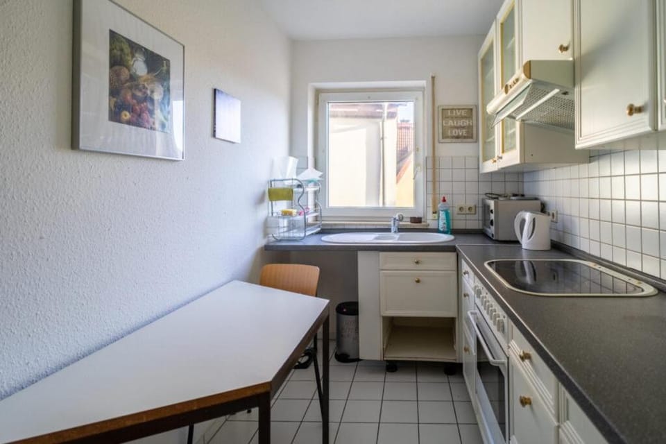 Kitchen or kitchenette, kitchen