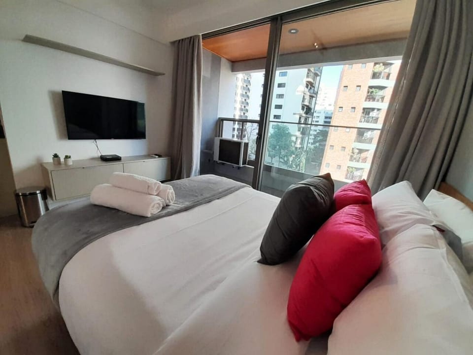 Bed, View (from property/room), Balcony/Terrace, Photo of the whole room, Bedroom