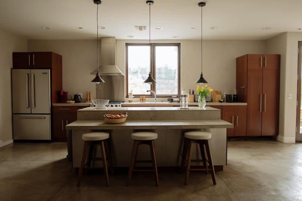 Dreamy Mid-Century Modern Pad Bed and Breakfast in West Hollywood