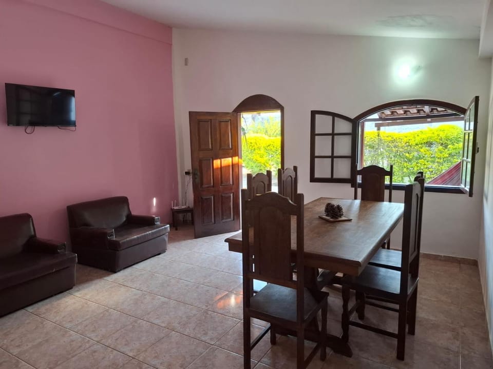Communal lounge/ TV room, TV and multimedia, Living room, Seating area, Dining area, Evening entertainment