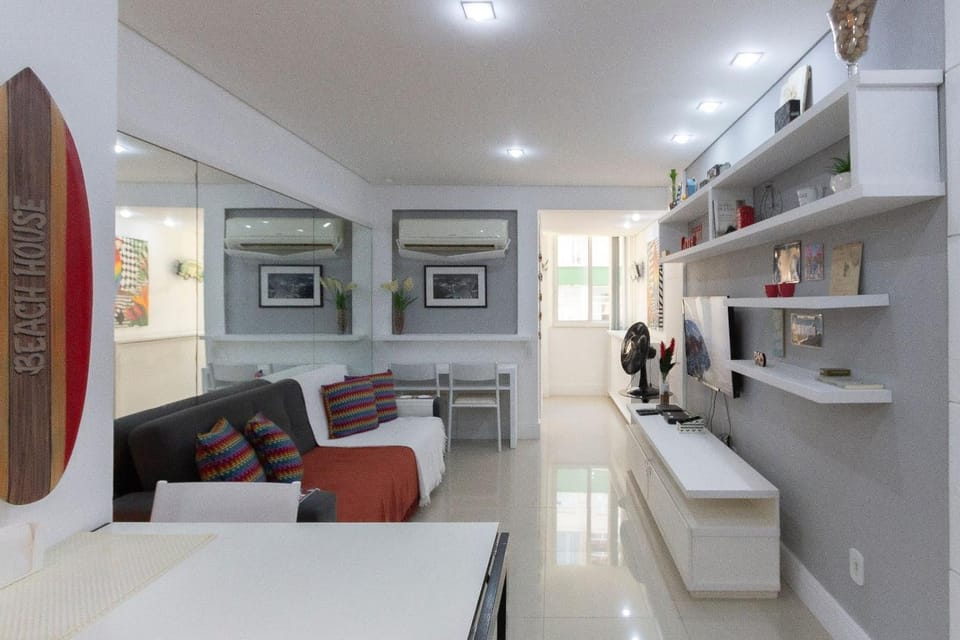 Communal lounge/ TV room, Living room, Dining area