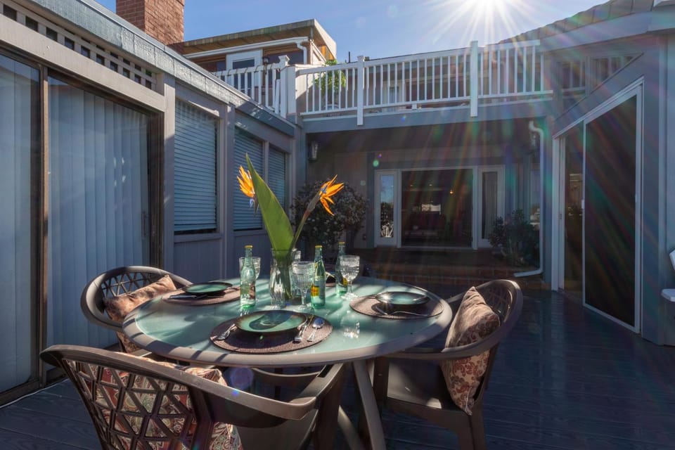 Harbor View House in Oxnard