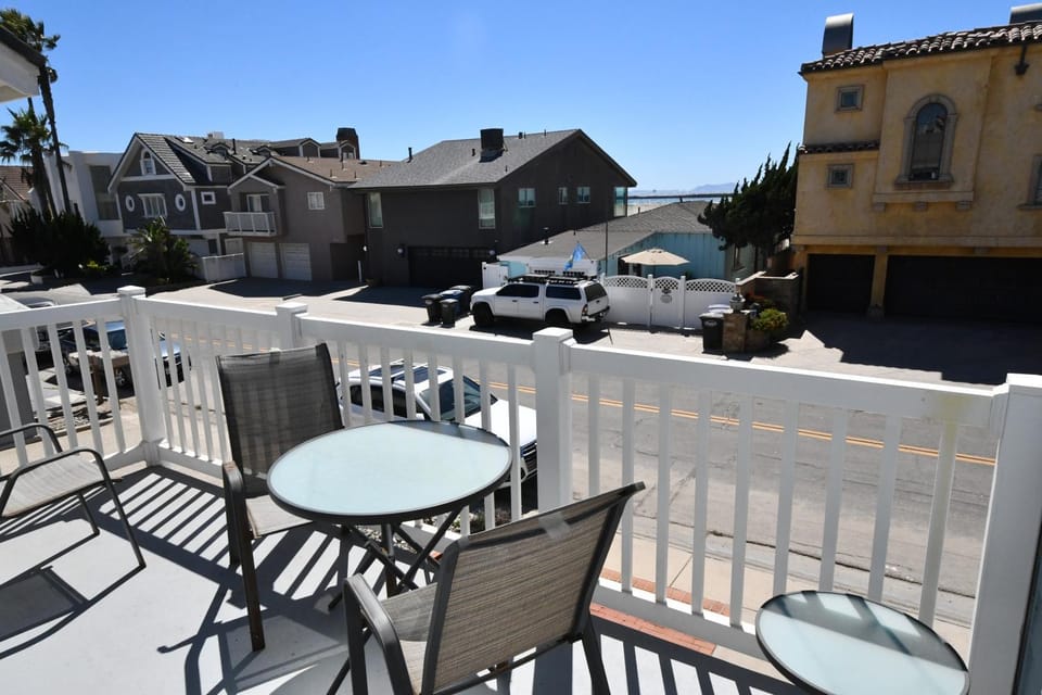 Ocean Blue House in Oxnard